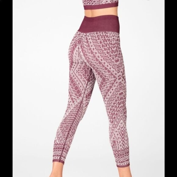 Fabletics High-Waisted Seamless Leggings Size XS New With Tags Lot of 2 Pairs - Picture 7 of 8